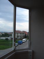 ZASKLENÍ BALKONŮ A LODŽIÍ